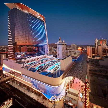 Circa Resort & Casino - Adults Only Лас Вегас Екстериор снимка