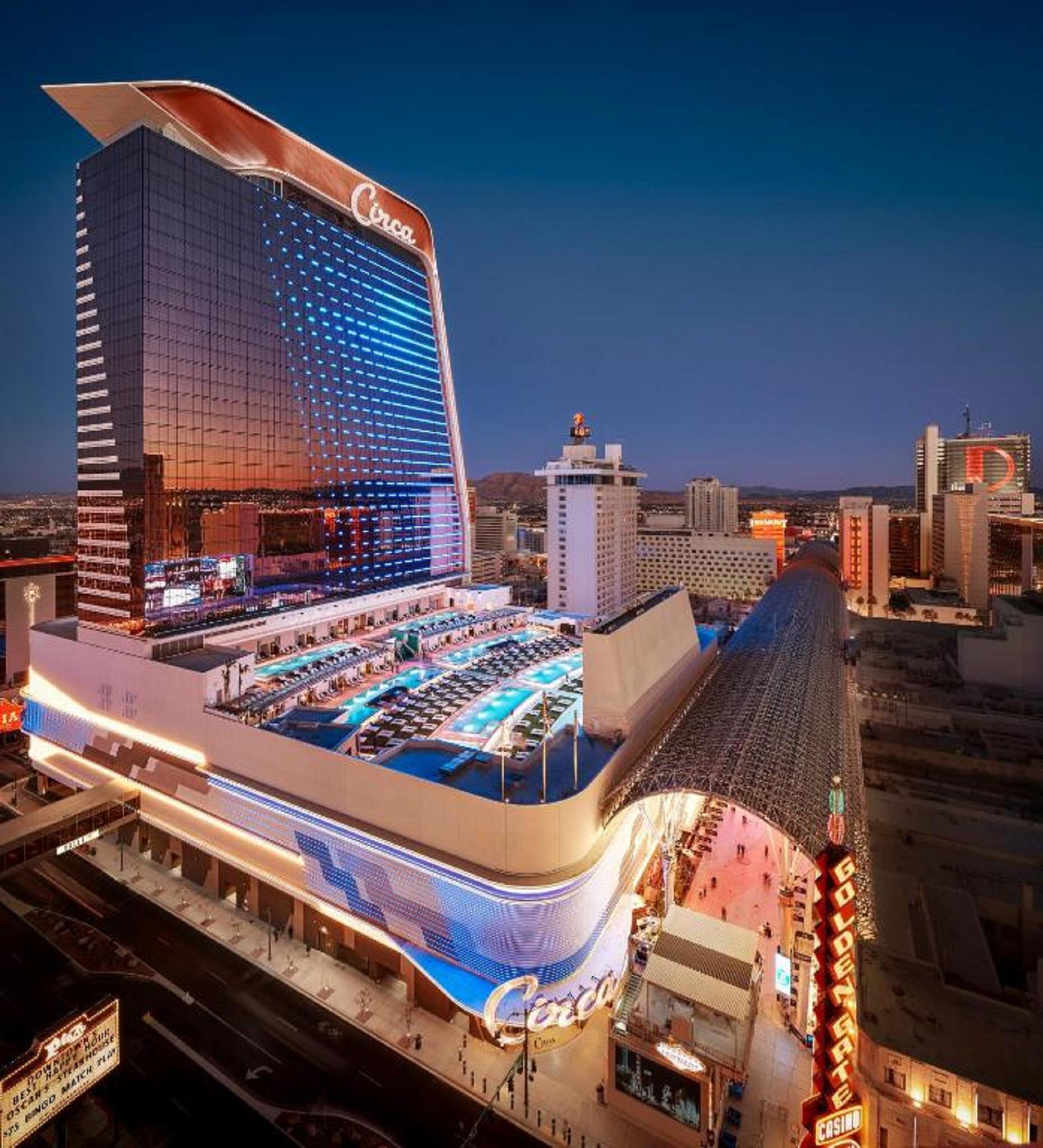 Circa Resort & Casino - Adults Only Лас Вегас Екстериор снимка
